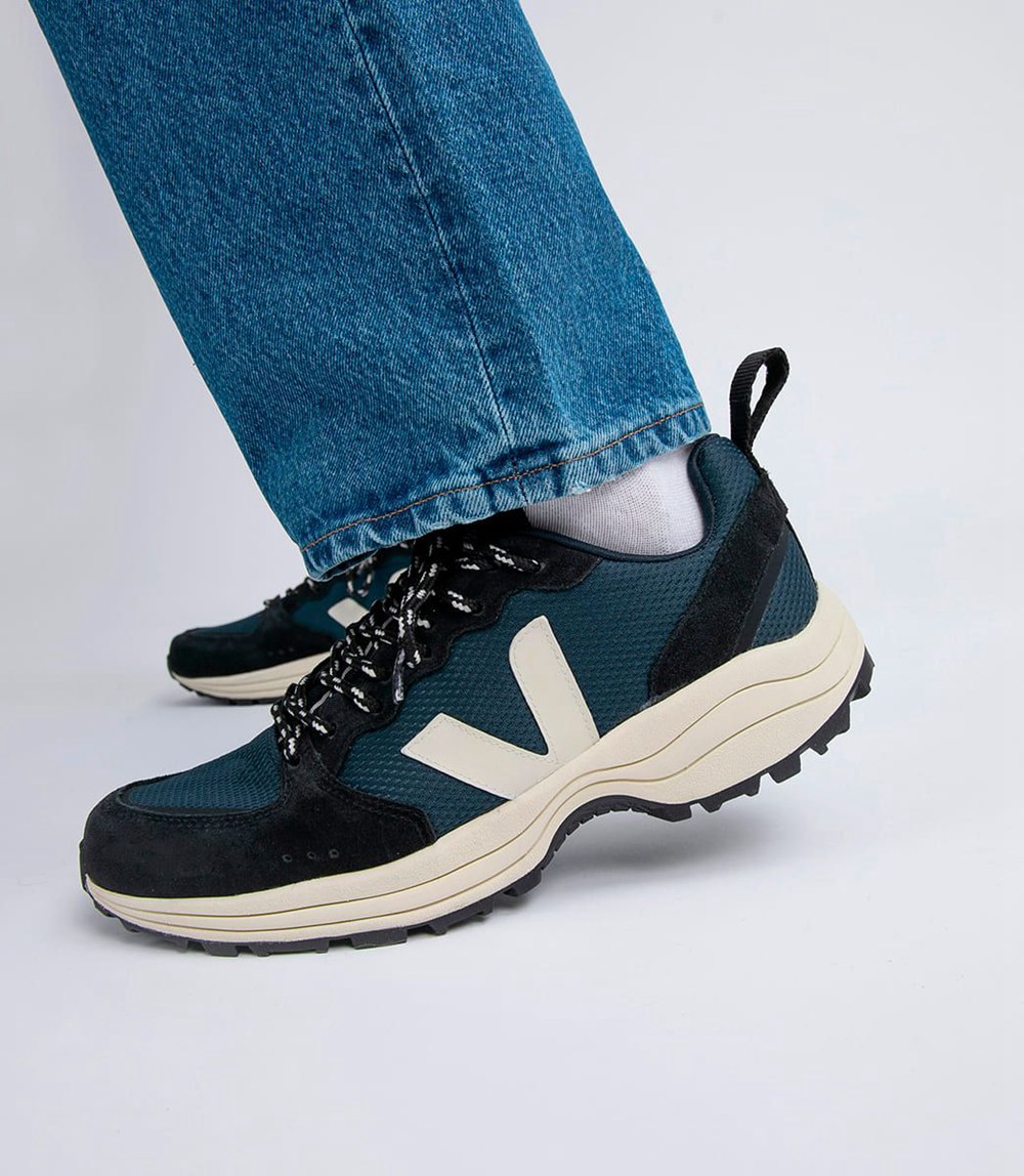 Veja Trainers Mens Black - Venturi Alveomesh Nautico Pierre - WSOQ-62104